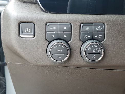 Used 2026 Chevrolet Silverado 1500 LTZ AWD/4WD image 20