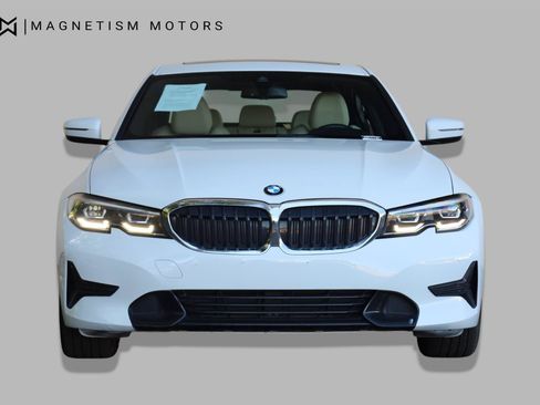 Used 2022 BMW 330i Sedan w/ Driving Assistance Package RWD image 6