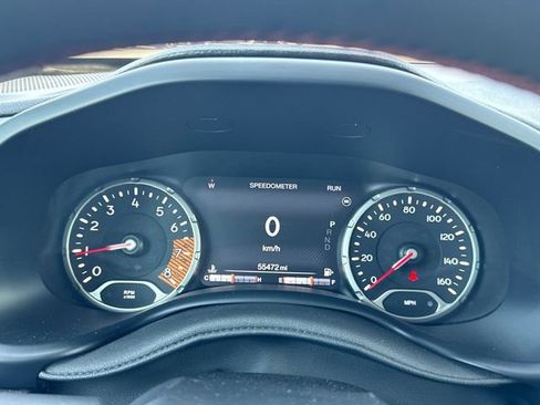 Used 2023 Jeep Renegade Trailhawk AWD/4WD image 38