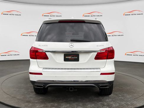 Used 2014 Mercedes-Benz GL 450 4MATIC image 9
