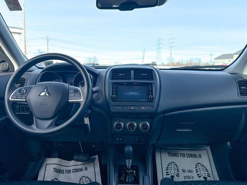 Used 2024 Mitsubishi Outlander Sport ES image 24