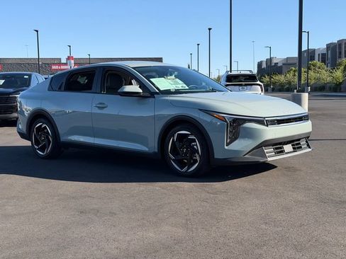 Used 2025 Kia K4 EX FWD image 9