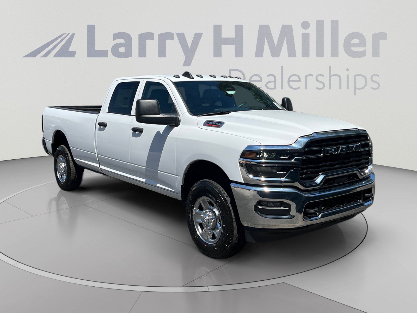 New 2026 RAM 2500 Tradesman w/ Chrome Appearance Group AWD/4WD image 7
