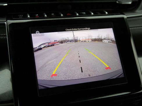 Used 2023 Jeep Grand Cherokee Laredo image 17