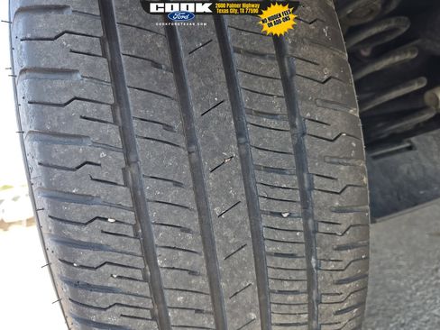 Used 2023 Toyota RAV4 XLE image 15