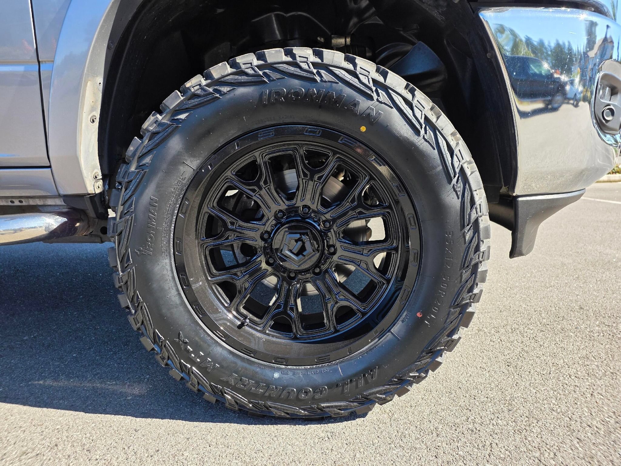 Used 2022 RAM 2500 Laramie AWD/4WD image 13