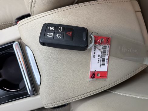 Used 2015 Volvo XC60 T6 Platinum FWD image 38