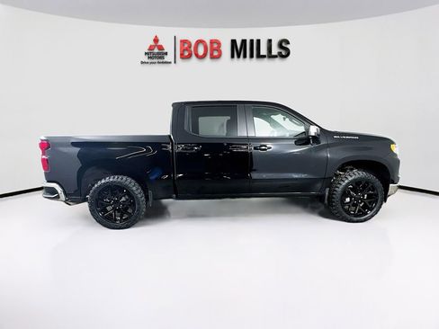 Used 2023 Chevrolet Silverado 1500 LT w/ Protection Package AWD/4WD image 8