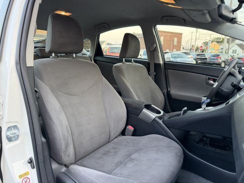 Used 2015 Toyota Prius Three FWD image 14