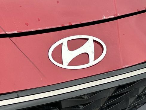 Used 2024 Hyundai Elantra SEL FWD image 10