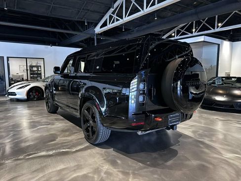 Used 2024 Land Rover Defender 130 X AWD/4WD image 3