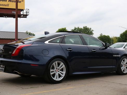 Used 2017 Jaguar XJ R-Sport AWD/4WD image 9