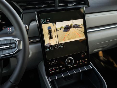 New 2026 GMC Terrain Denali w/ LPO, Floor Liner Package image 25