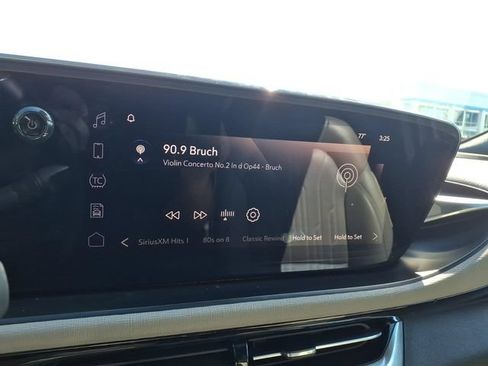 Used 2024 Buick Envista Avenir FWD image 18