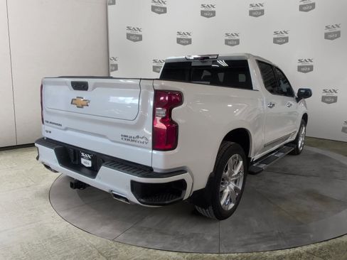 Used 2023 Chevrolet Silverado 1500 High Country w/ Technology Package image 5