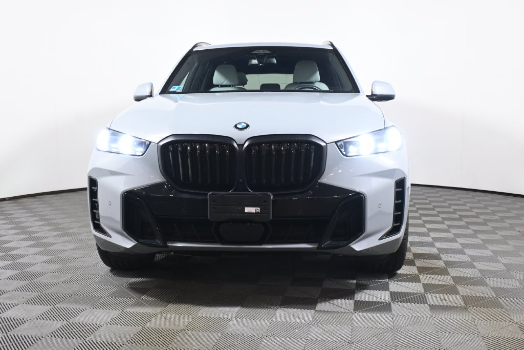 Certified 2024 BMW X5 xDrive40i w/ M Sport Package AWD/4WD image 10