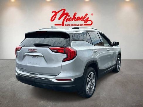Used 2019 GMC Terrain SLT w/ Preferred Package FWD image 3