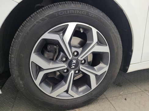 Used 2019 Kia Forte LXS image 31