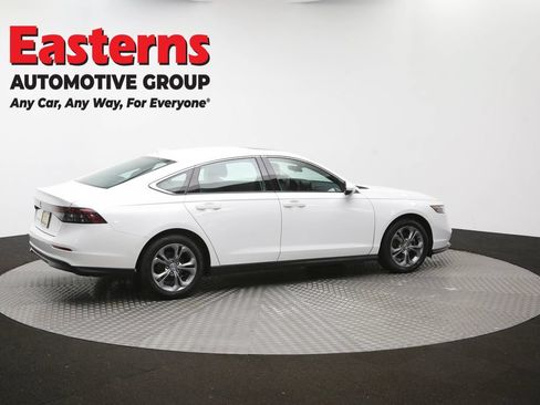 Used 2023 Honda Accord EX image 45