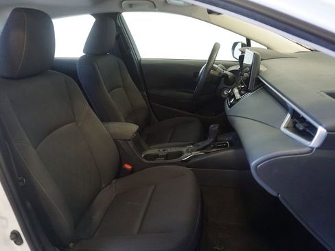 Used 2024 Toyota Corolla LE FWD image 19
