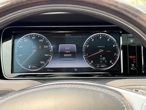 Used 2017 Mercedes-Benz S 550 4MATIC Sedan image 22