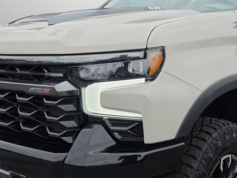 New 2026 Chevrolet Silverado 1500 ZR2 AWD/4WD image 39
