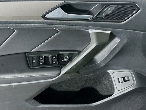 Used 2024 Volkswagen Tiguan Wolfsburg Edition image 15