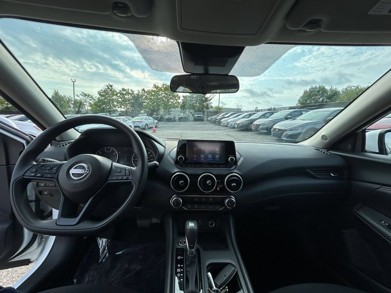 Used 2025 Nissan Sentra S FWD image 27
