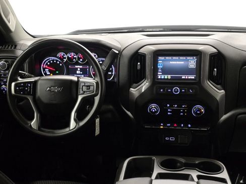 Used 2022 Chevrolet Silverado 1500 Custom Trail Boss w/ Safety Confidence Package AWD/4WD image 17