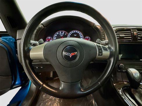 Used 2011 Chevrolet Corvette Coupe w/ 1LT image 10