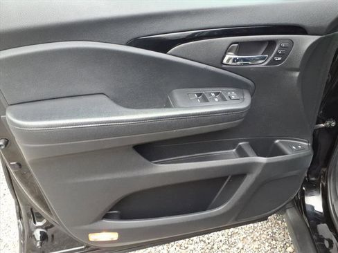 Used 2019 Honda Passport Elite image 17