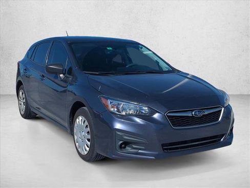 Used 2017 Subaru Impreza 2.0i image 3