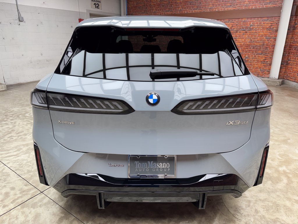 New 2027 BMW iX3 50 xDrive AWD/4WD image 4