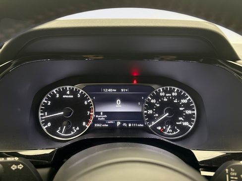 Used 2025 Nissan Pathfinder Rock Creek AWD/4WD image 9