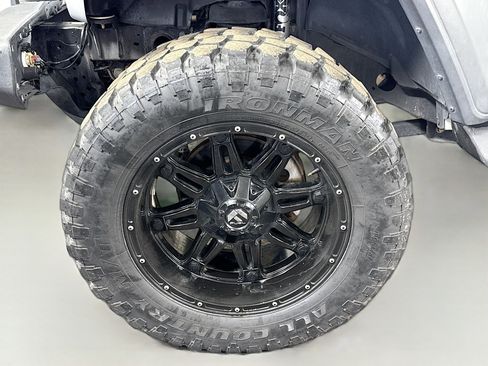 Used 2021 Jeep Wrangler Unlimited Sport image 38