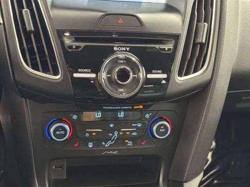 Used 2016 Ford Focus RS image 21