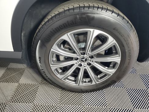 Used 2023 Mercedes-Benz GLC 300 image 30