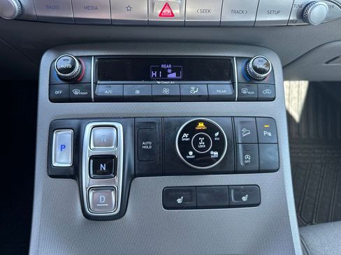 Used 2021 Hyundai Palisade SEL w/ Convenience Package AWD/4WD image 4