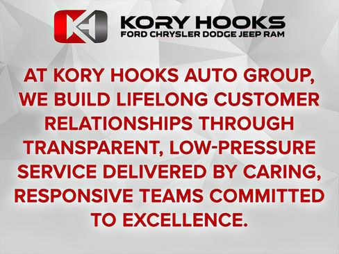 Used 2023 Ford Maverick XLT image 7