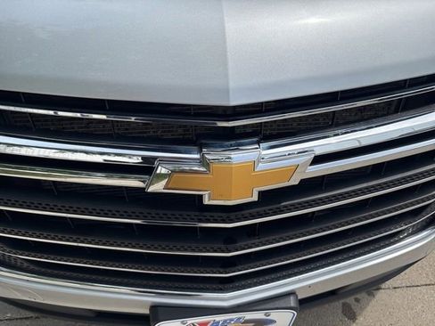 Certified 2020 Chevrolet Traverse LT FWD image 23