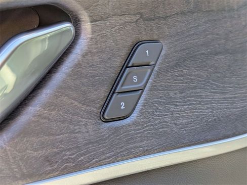 New 2025 Jeep Grand Cherokee Limited image 12