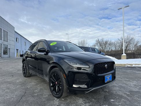 Used 2022 Jaguar E-PACE SE image 1