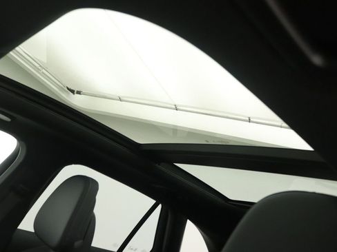 New 2026 Mercedes-Benz GLC 300 image 15