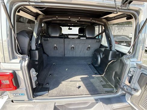 Used 2021 Jeep Wrangler Unlimited Sahara w/ Cold Weather Group image 30