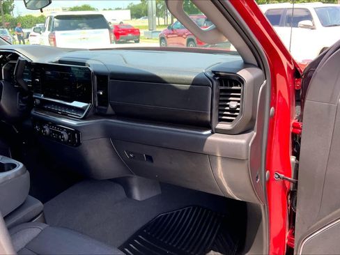 Used 2023 Chevrolet Silverado 1500 LT RWD image 18