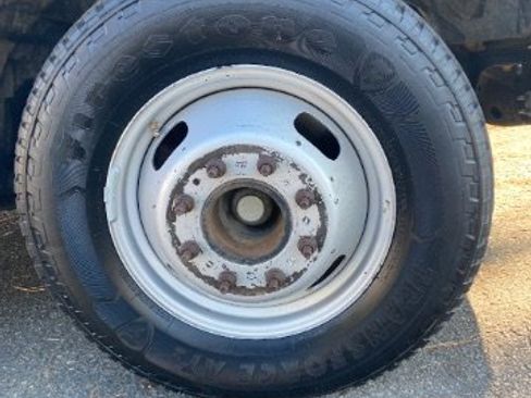 Used 2011 Ford F350 XL image 33