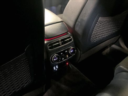 Used 2023 Genesis GV70 2.5T w/ Sport Prestige Package image 29