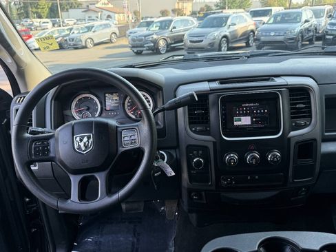 Used 2018 RAM 1500 Express w/ Wheel & Sound Group AWD/4WD image 23