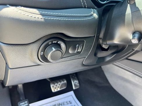 Used 2024 Dodge Durango SRT AWD/4WD image 10