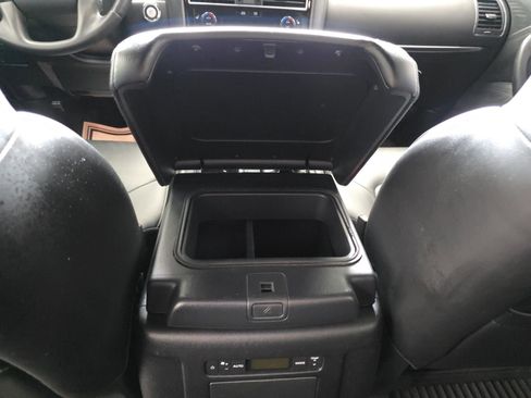 Used 2023 Nissan Armada SL w/ Midnight Edition Package image 23